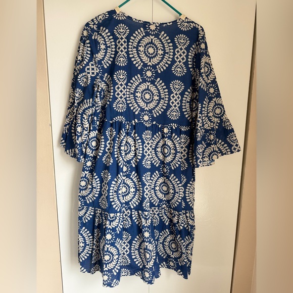 Blue and White Patterned Midi Dress - Picture 2 of 4